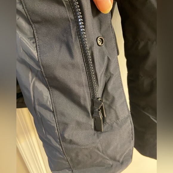 Massimo Dutti black down filled water repellent zip front jacket men. Large - Picture 10 of 14